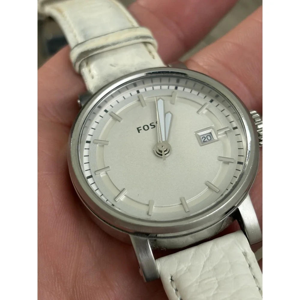 Fossil Original Boyfriend ES3811‎ Women 38mm White Dial Date Watch Needs Battery